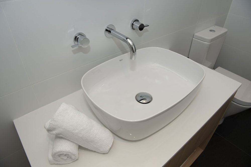 Oaks R Suites Geelong 2 Bedroom Ocean View Apartment 13