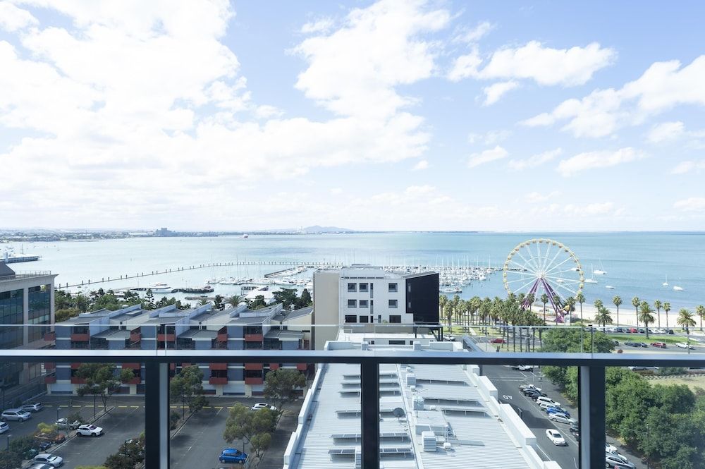 Oaks R Suites Geelong 2 Bedroom Ocean View Apartment 10