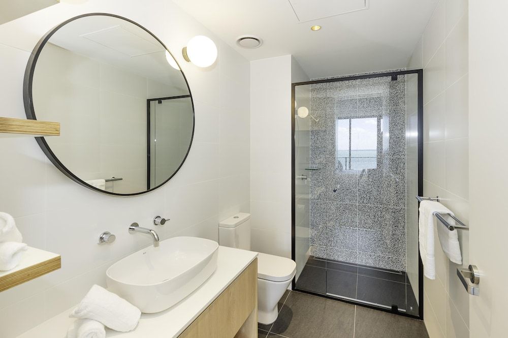 Oaks R Suites Geelong 2 Bedroom Ocean View Apartment 11