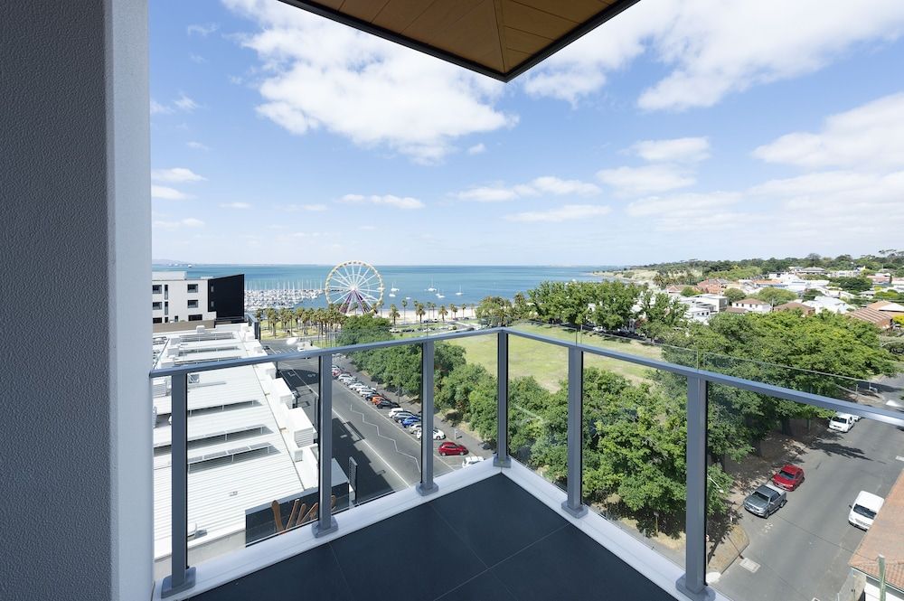 Oaks R Suites Geelong 2 Bedroom Ocean View Apartment 9