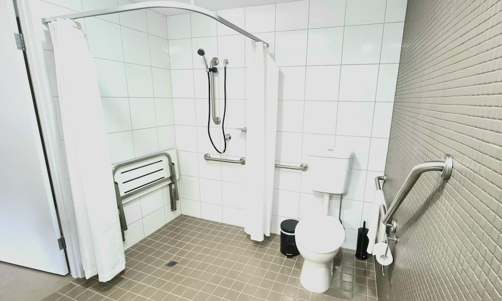 Hudson Parap Accessible One Bedroom Apartment 4