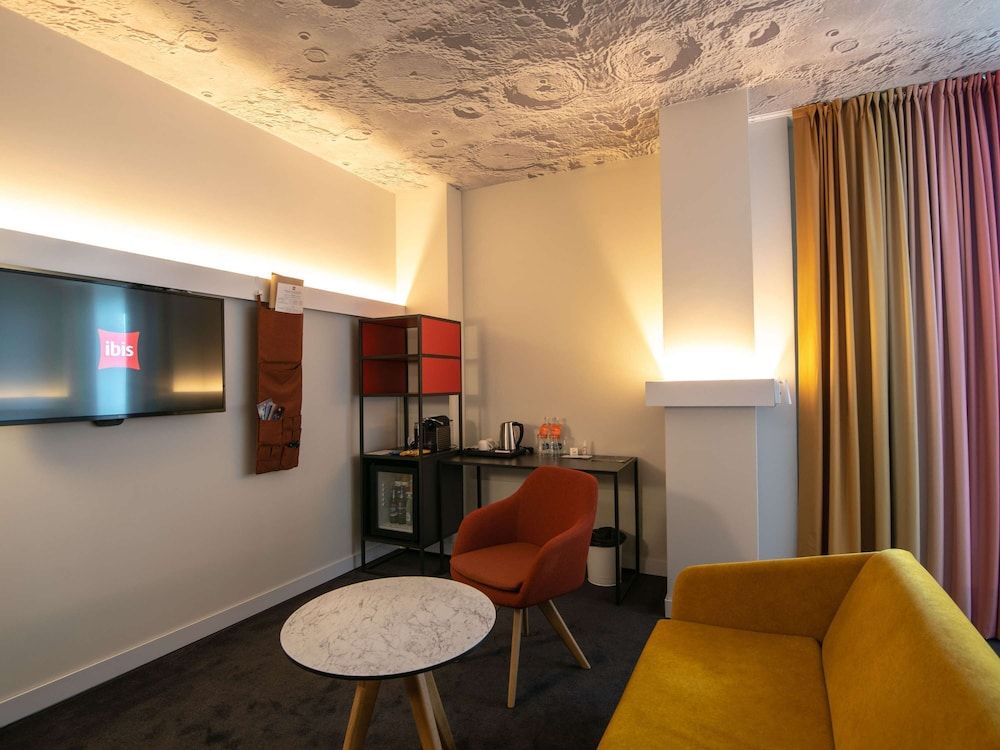 undefined Ibis Baku City 4