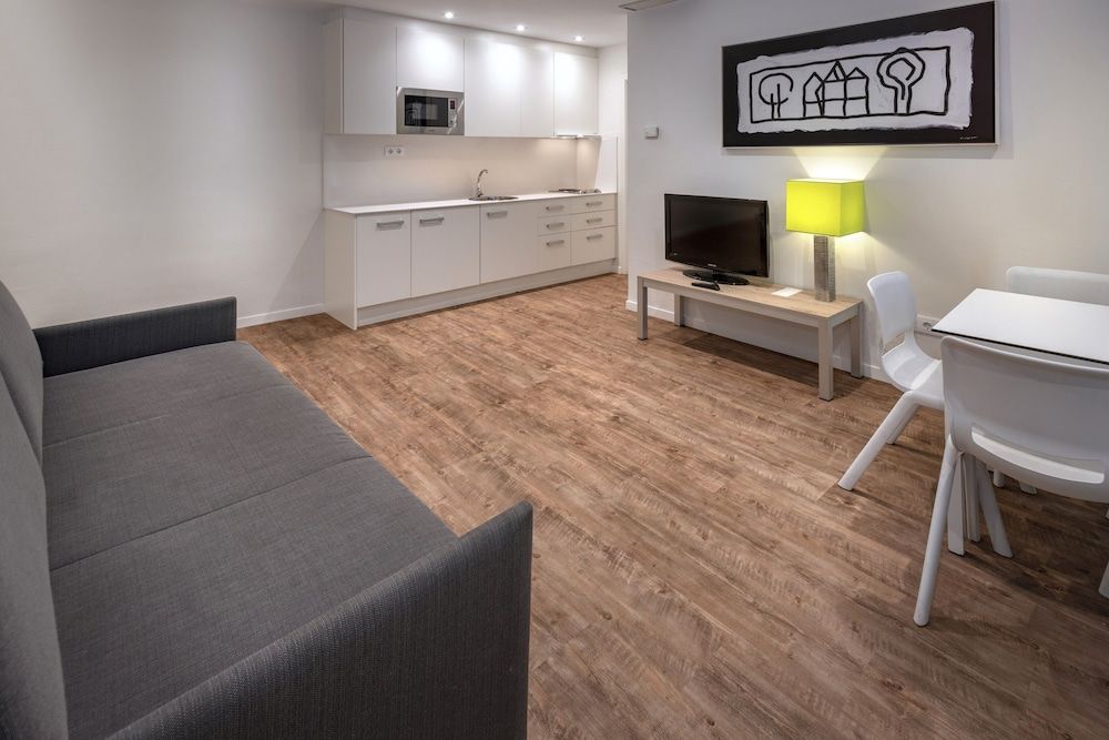 Apartamentos Playa de Castelldefels Apartment, 2 Bedrooms (2 pax) 7