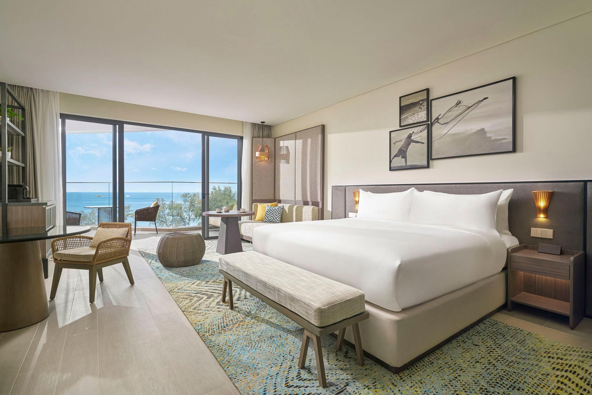 1 King Premium Oceanfront View