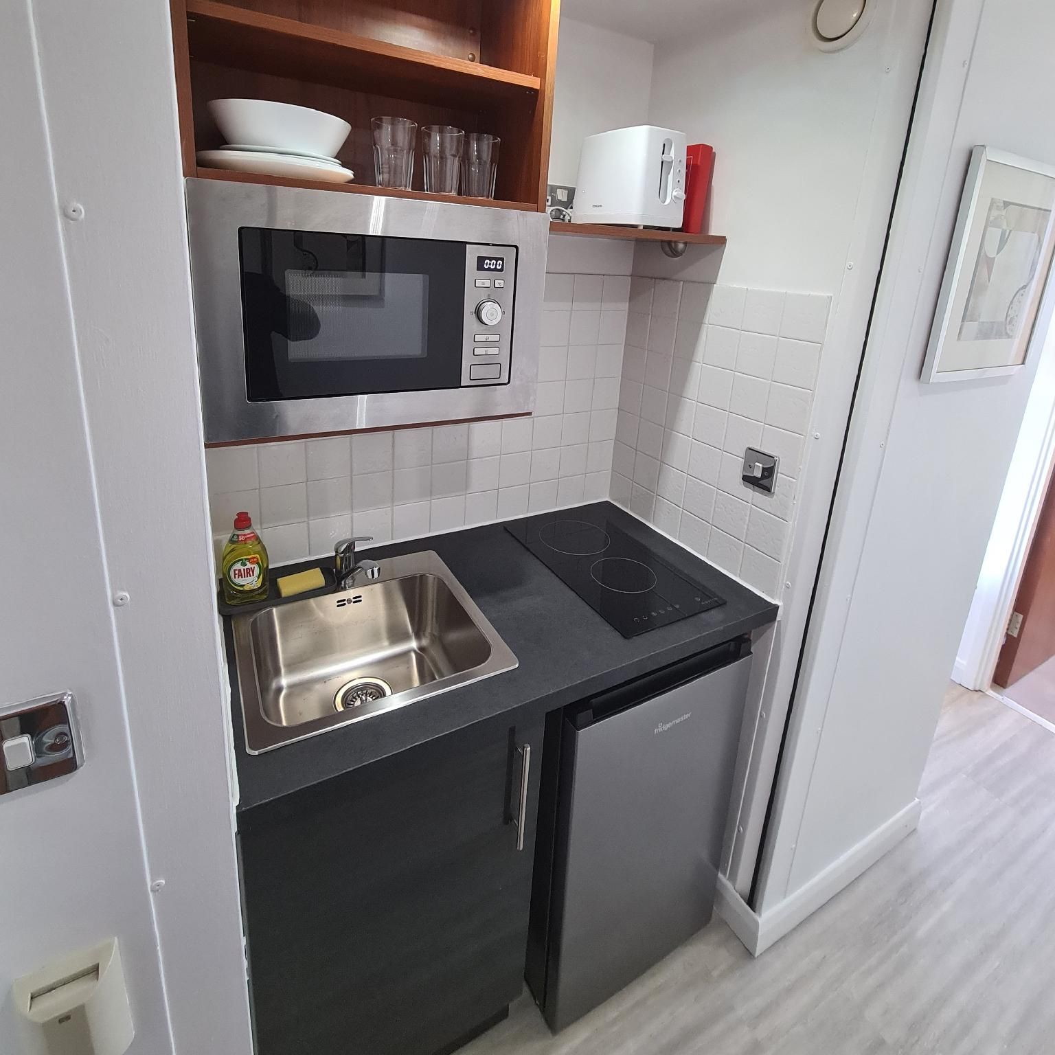 Roland House Deluxe Studio 10