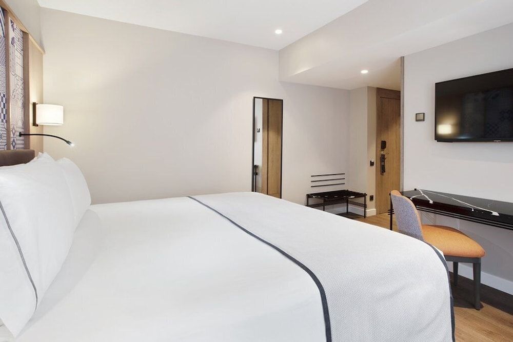 Eurostars Guadalquivir Double or Twin Room 5