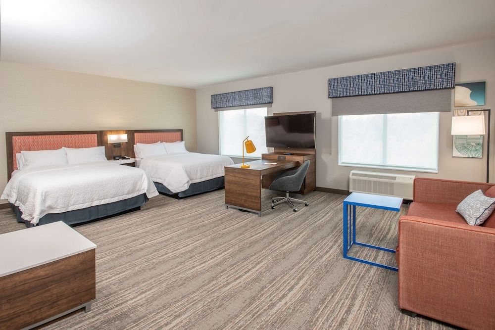 Suite, 2 Queen Beds (Spa Shower, Wet Bar)