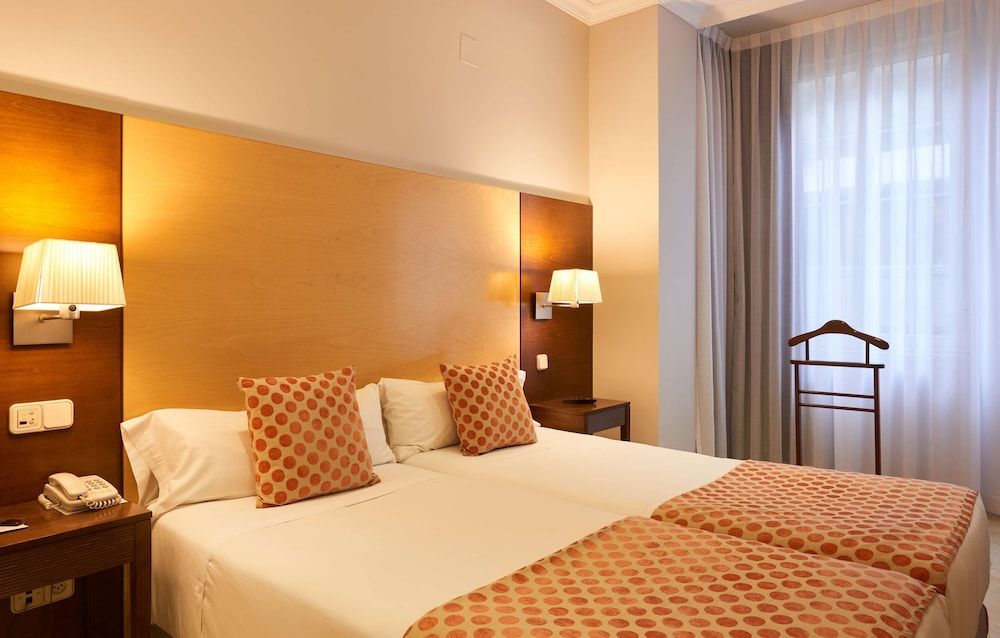 undefined Barrio de Salamanca Suites 4