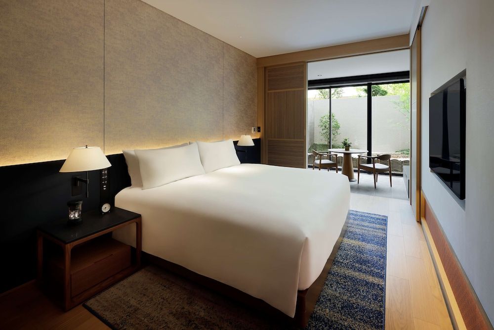 Onsen Garden Room 1 King Bed