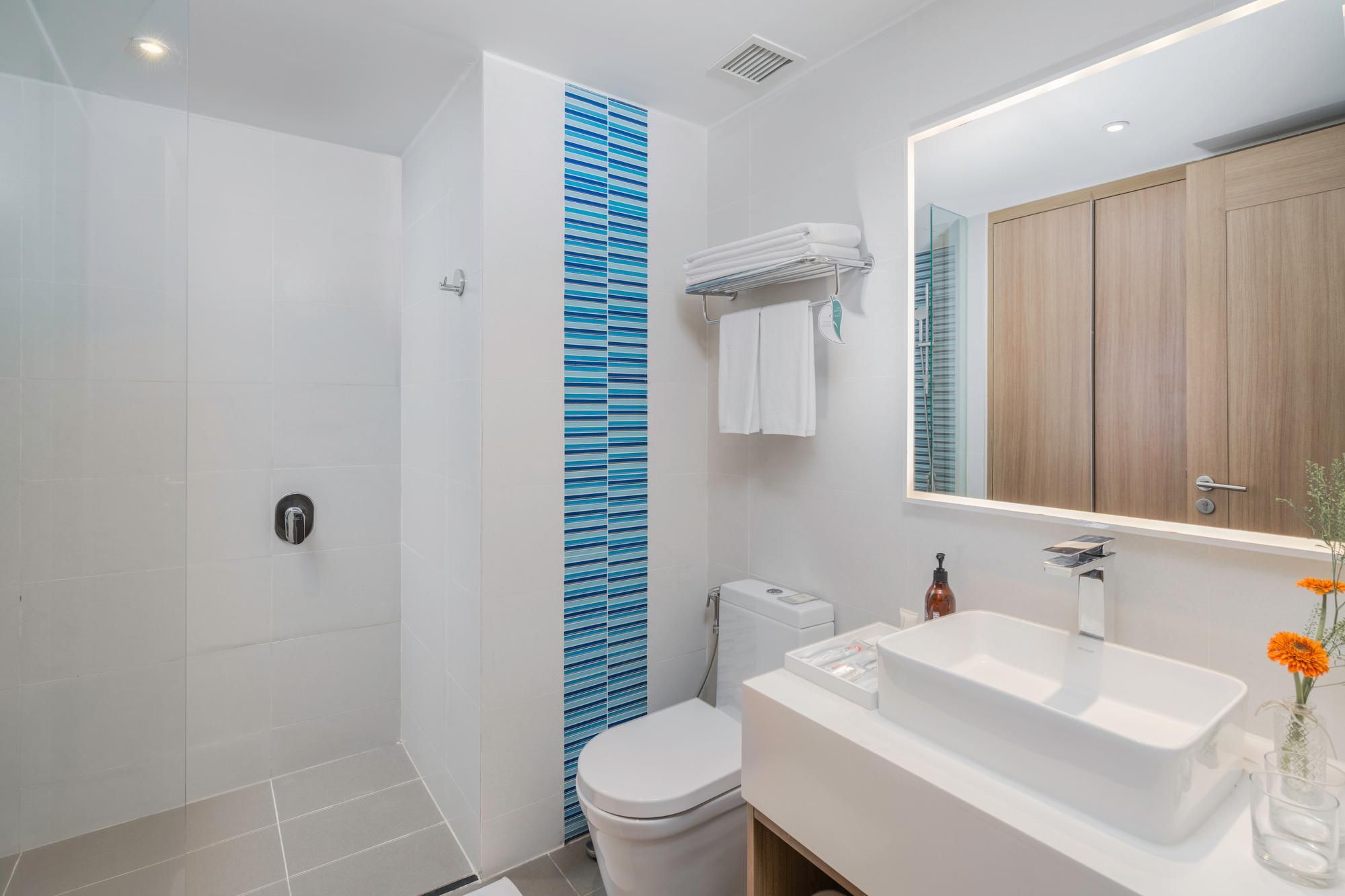 Deluxe Twin Garden View