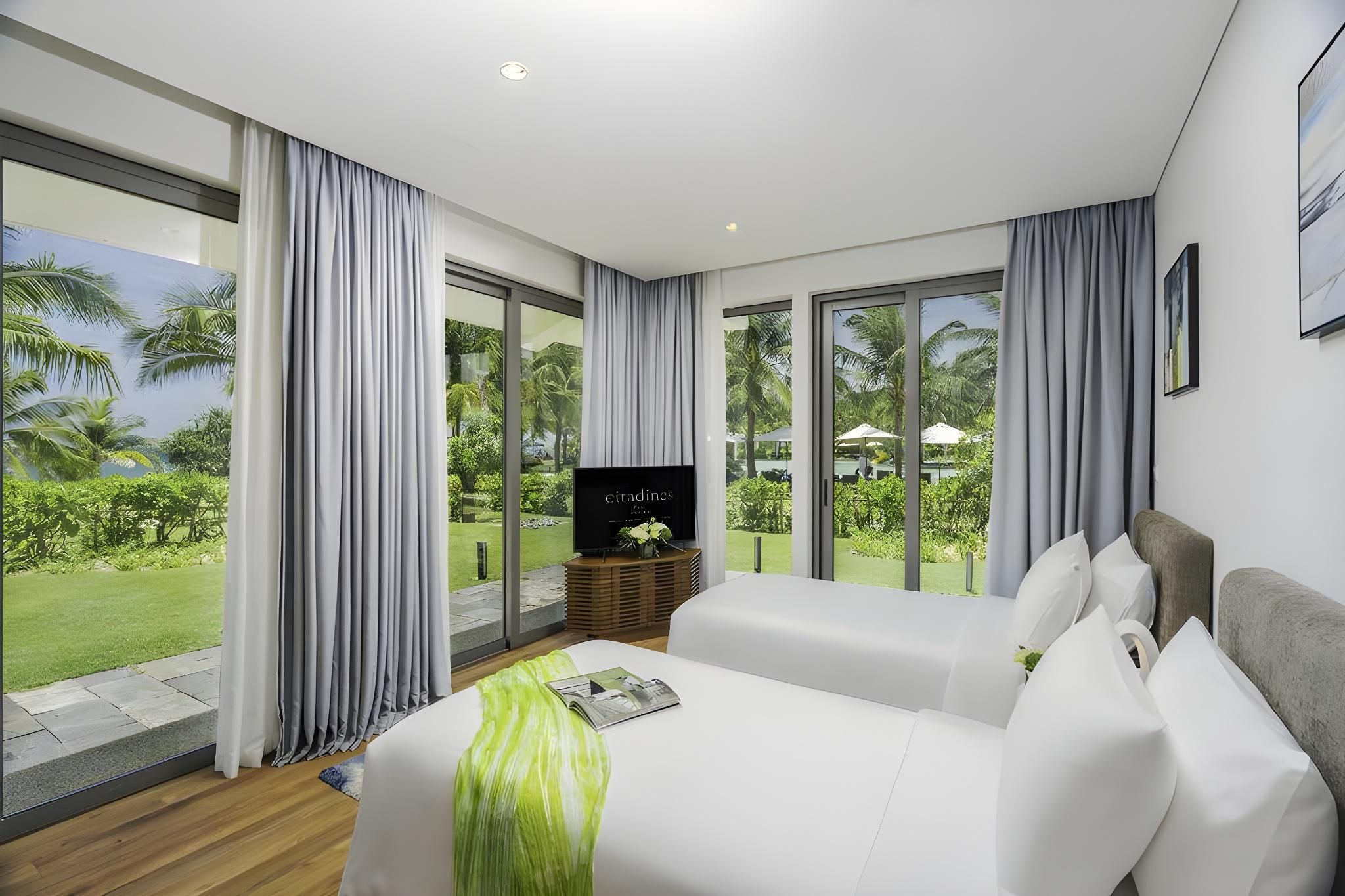 Five-Bedroom Garden View Pool Villa