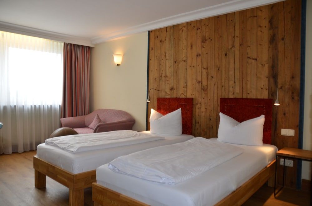 Ringhotel Alpenhof Comfort Double or Twin Room, 1 Queen Bed, Non Smoking 2