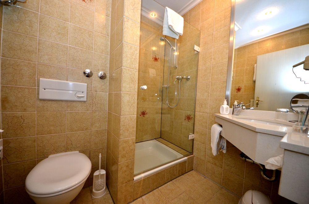 Ringhotel Alpenhof Comfort Double or Twin Room, 1 Queen Bed, Non Smoking 4