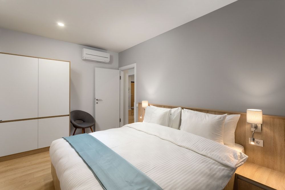 Athina Suites Hotel