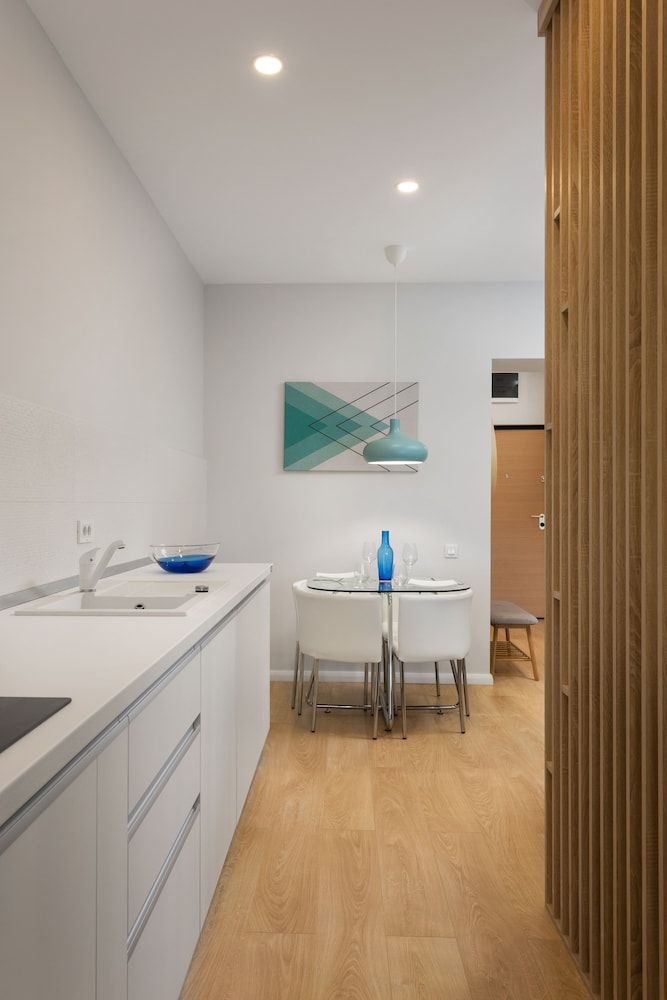 Athina Suites Hotel Standard Double Room, Balcony 9