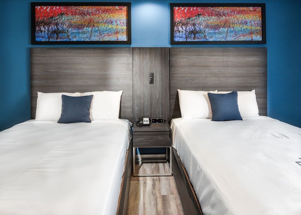 undefined Parkside Inn Anaheim 9