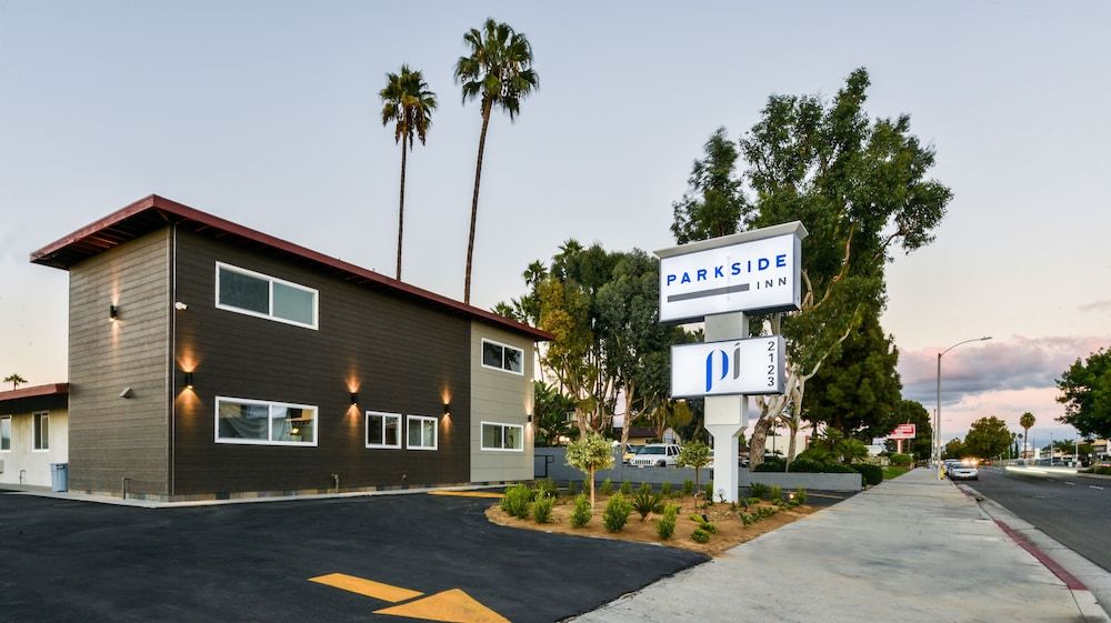 undefined Parkside Inn Anaheim 4