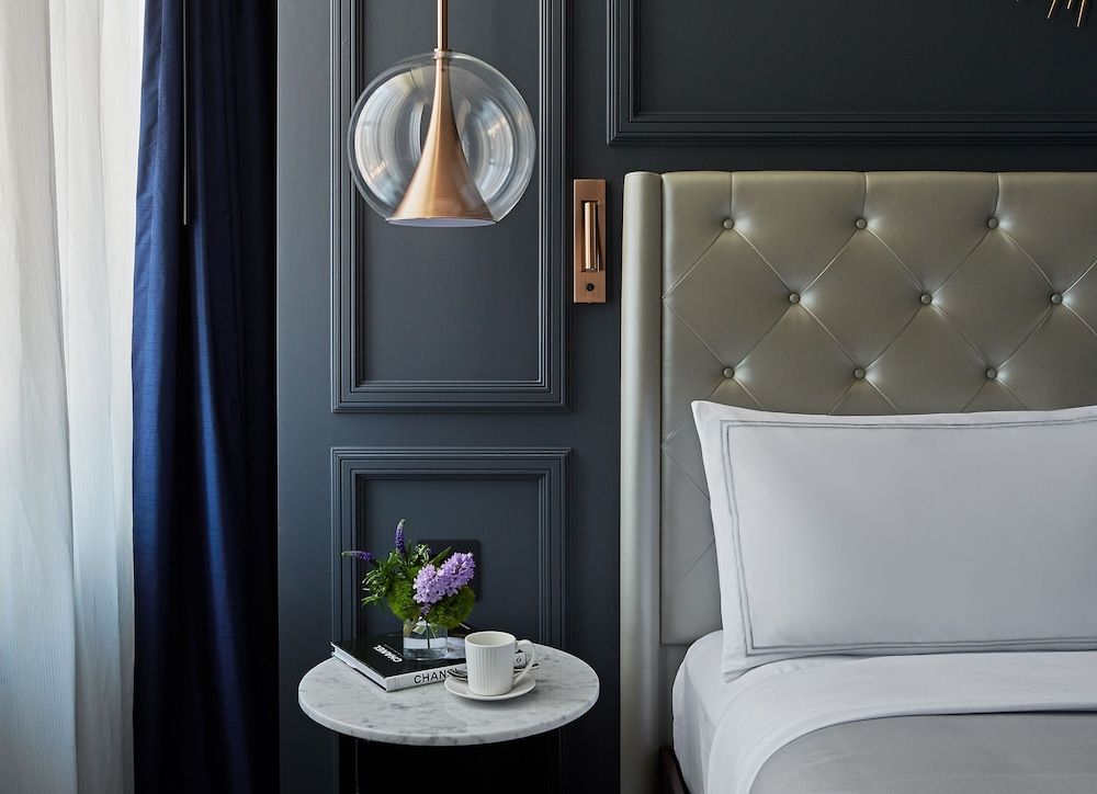 The LaSalle Chicago, Autograph Collection by Marriott Superior Room, 1 King Bed, Non Smoking (Hearing Accessible) 6