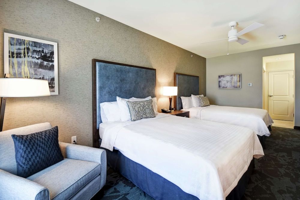 Studio, 2 Queen Beds, Accessible (Hearing)