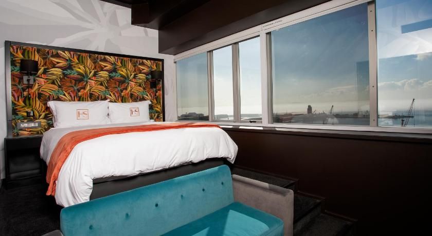 undefined Hotel Sky Cape Town 7