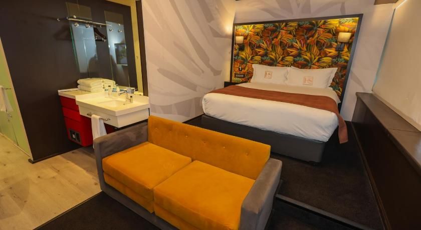 undefined Hotel Sky Cape Town 8