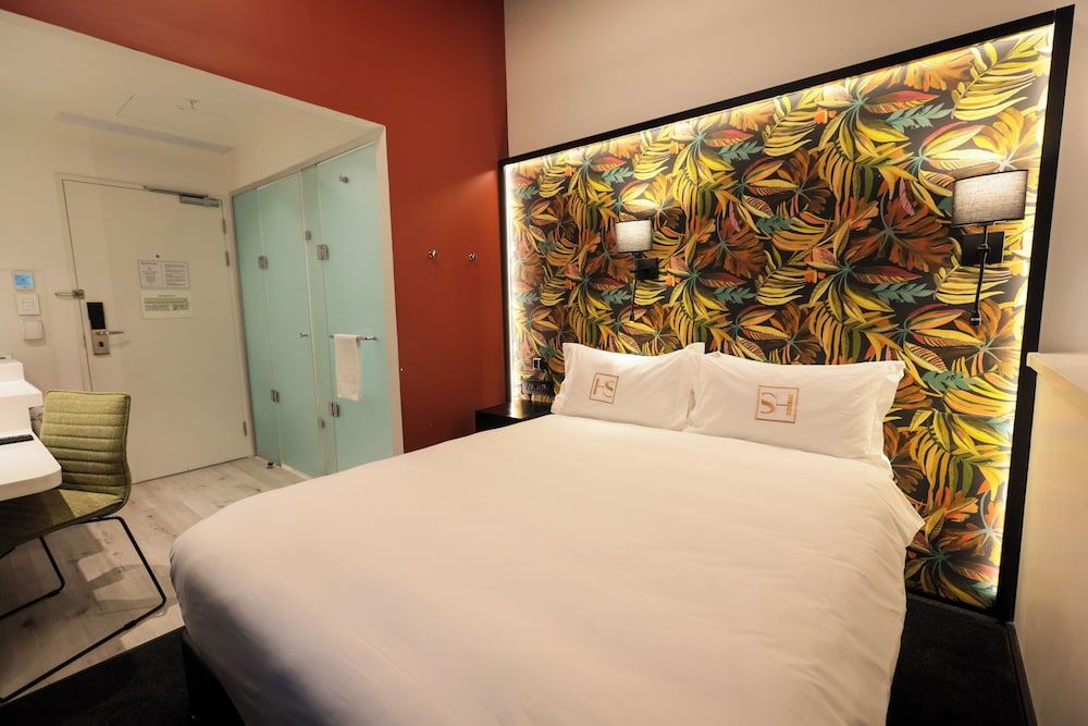 Hotel Sky Cape Town Double Room