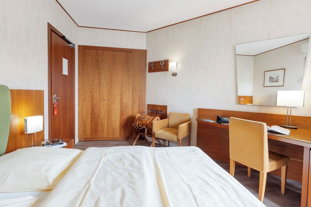 Hotel Delfino Double Room, 1 Queen Bed 8