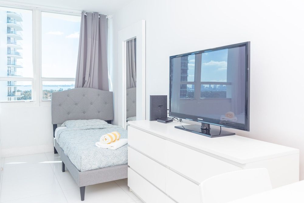 Blue Ocean Apartments Gallery Studio Suite 10