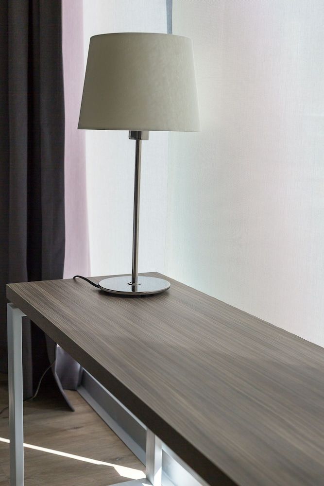 In-room business center