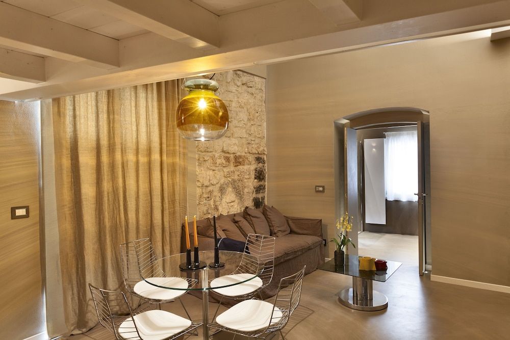 Palazzo Calò Superior Studio 2