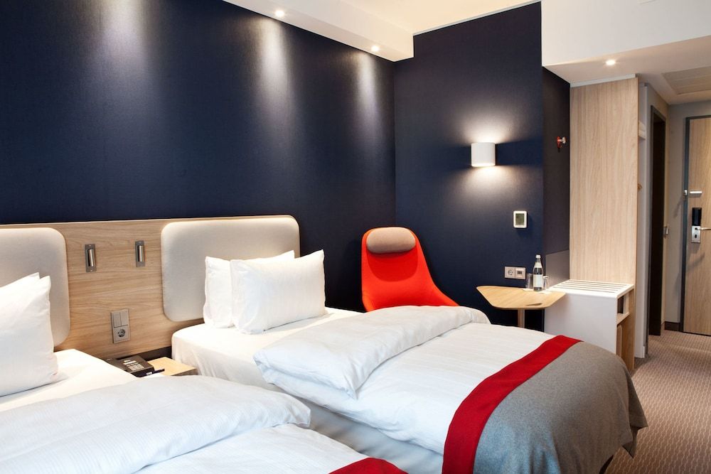 Standard Room, 2 Twin Beds, Garden View