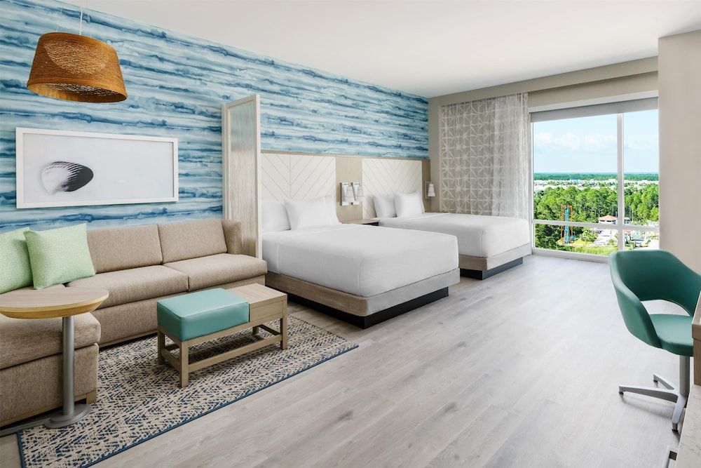 Room, Kitchenette (2 queenbed & 1 sofabed)