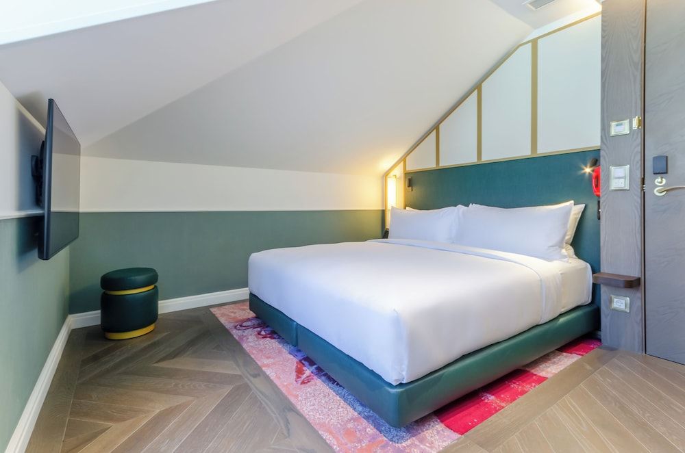 Room, 1 King Bed, Accessible