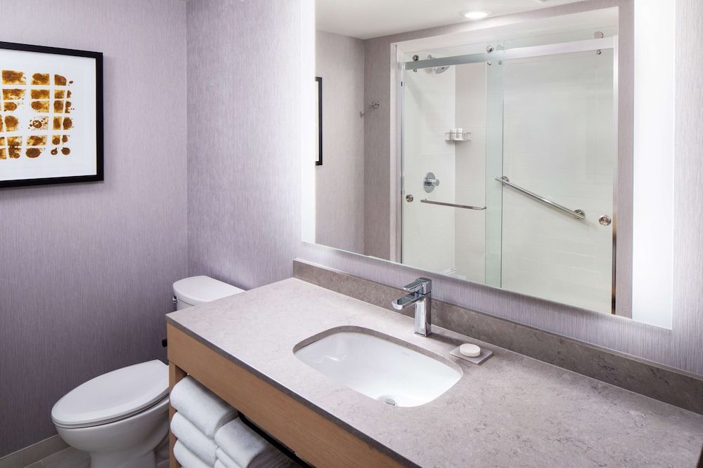 Suite, 1 Bedroom, Kitchen