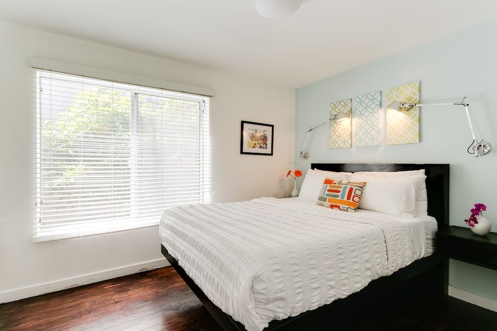 Executive Condo, 1 Bedroom
