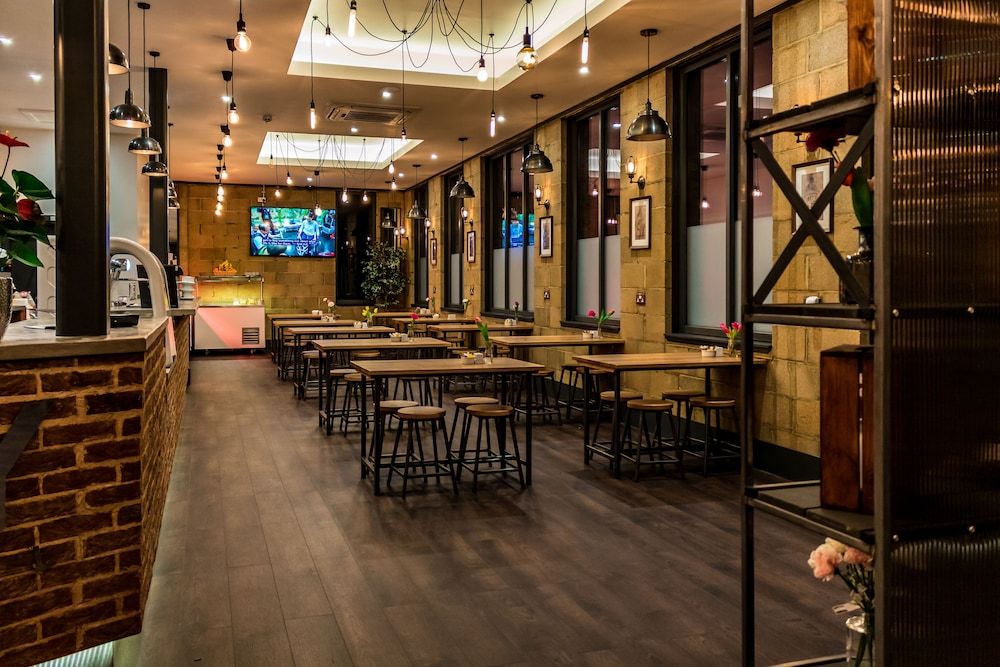 undefined London City Airport Hotel 6