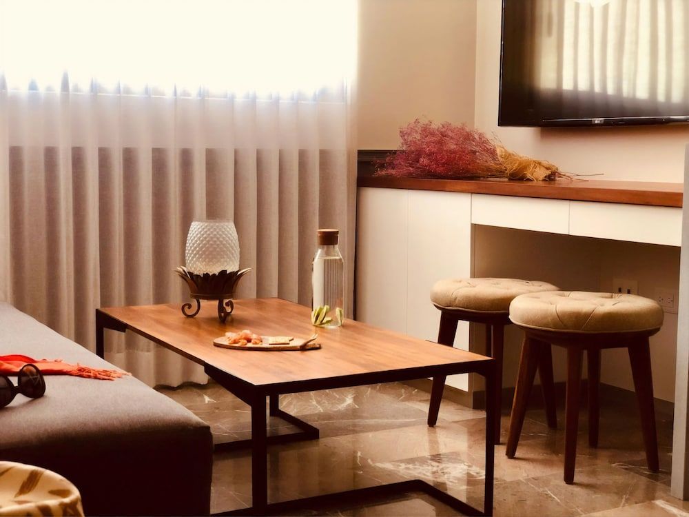 Singular Joy Downtown Residences Superior Suite, 2 Bedrooms 11