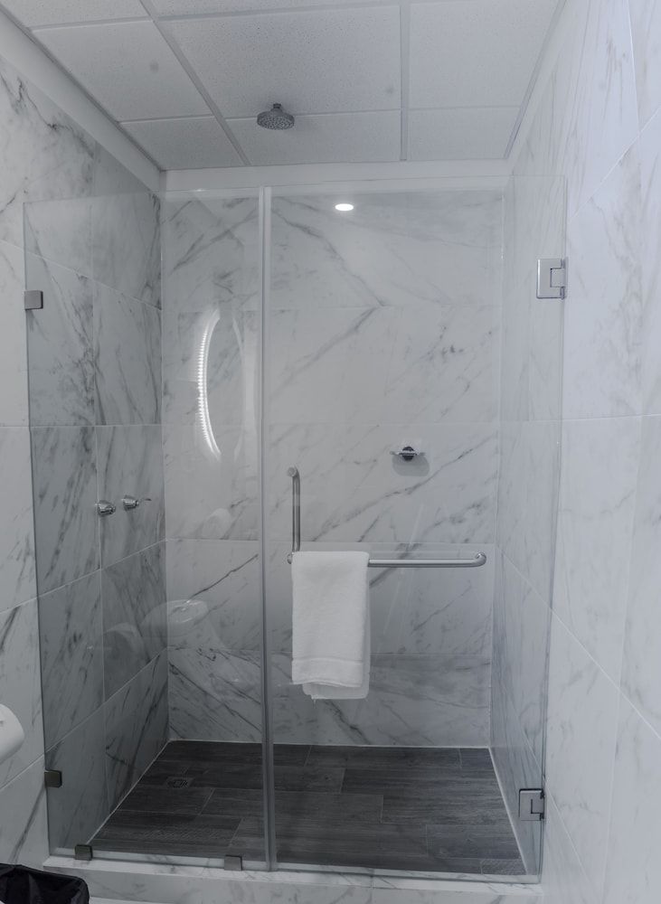 Hotel Kavia Monterrey Room, 1 King Bed 13