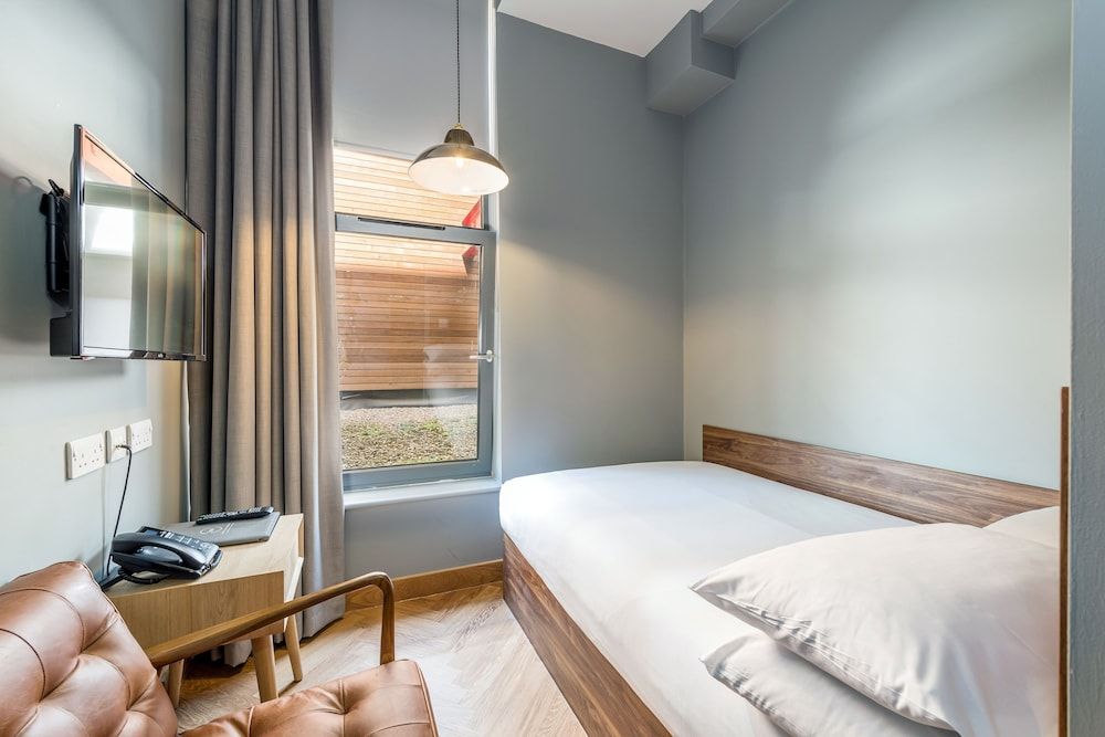 undefined KM Apartments 5