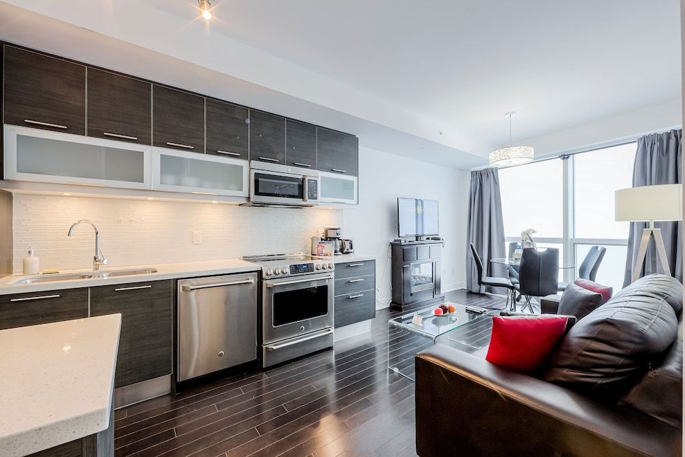 undefined Canada Suites on Bay