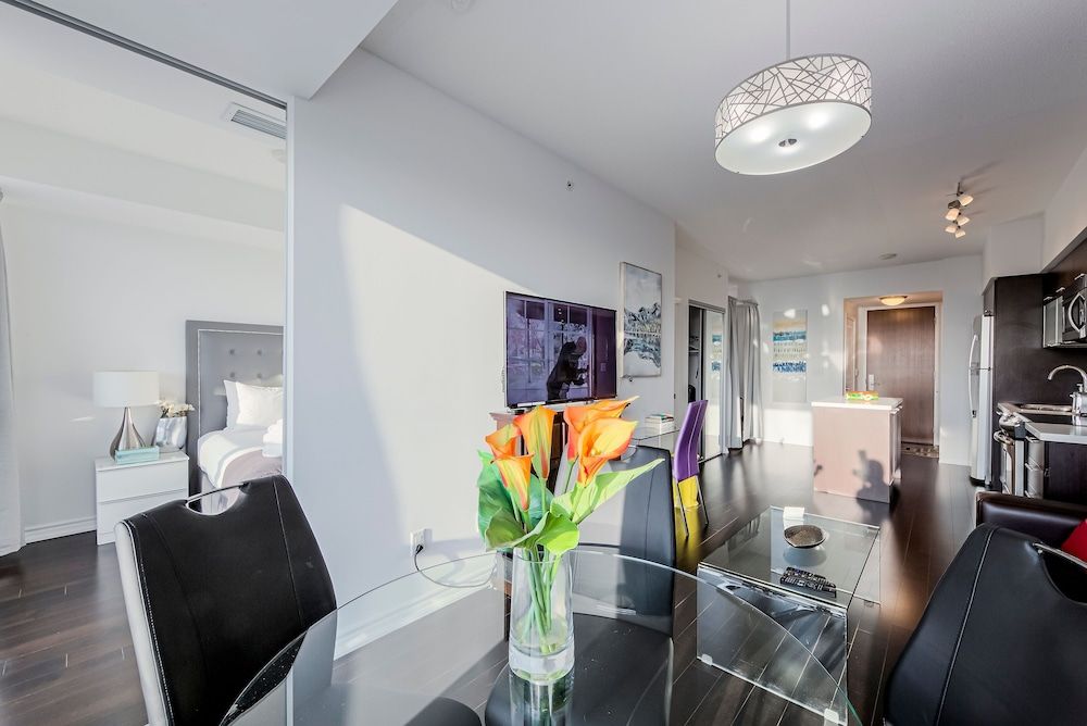 undefined Canada Suites on Bay 2