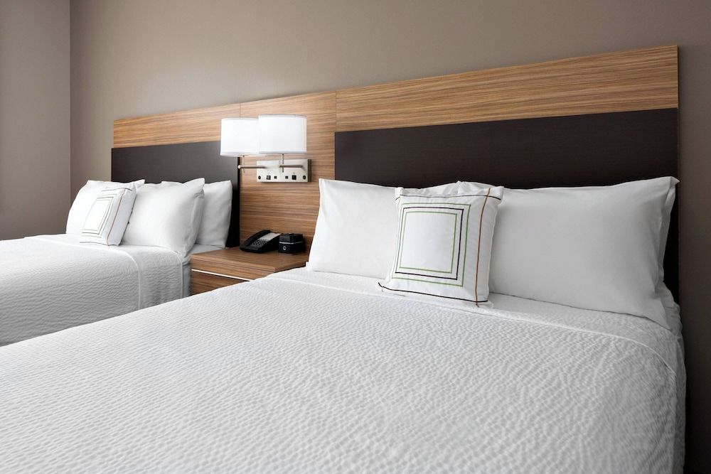 Studio, 2 Queen Beds