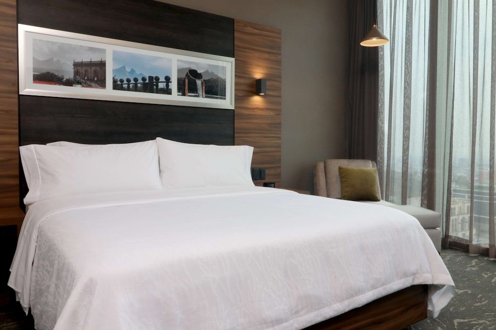 Standard Room, 1 Queen Bed