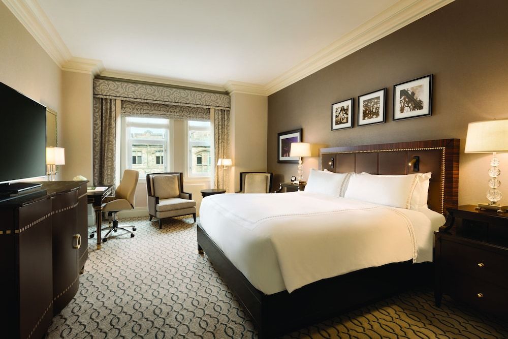 undefined Fairmont Chateau Laurier Gold Experience 4