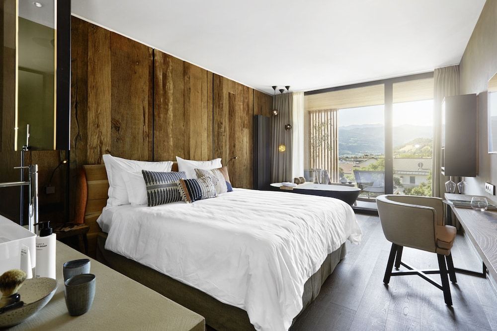 Deluxe Double Room, Balcony