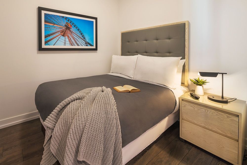 undefined Level Chicago – Old Town 9