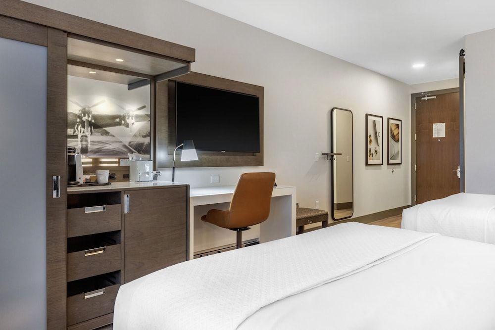 Standard Room, 2 Queen Beds, Non Smoking