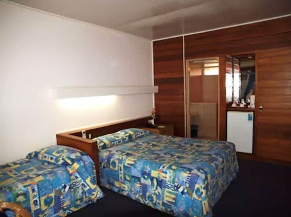 Solomon Kitano Mendana Hotel Seaview West 2