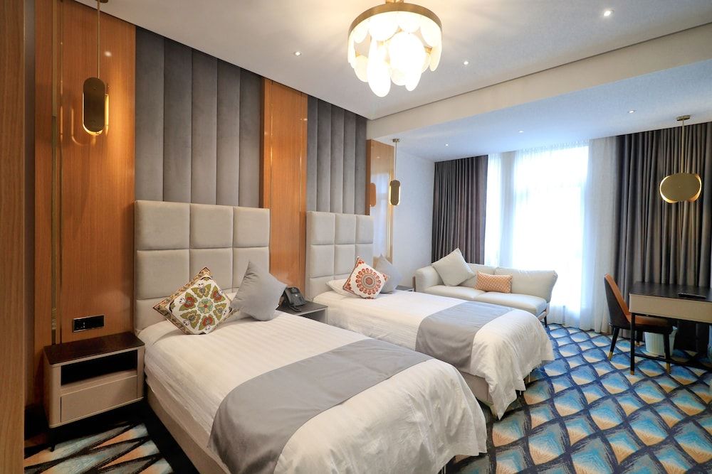 The Rumi Hotel & Residences Deluxe Twin Room 2