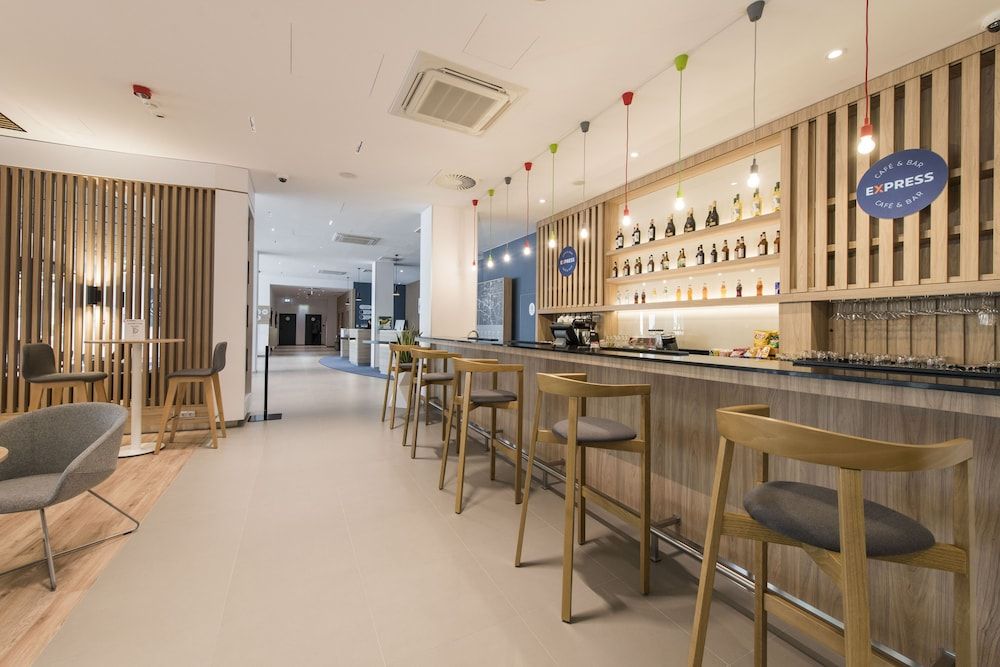 undefined Holiday Inn Express Warsaw - Mokotow by IHG 9